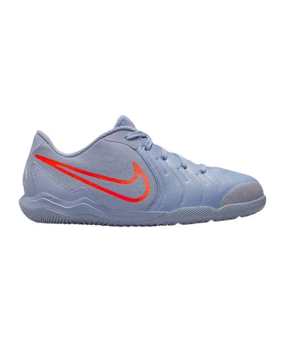 Nike LEGEND 10 ACADEMY IC Kinder - blau - Der Nike JR Tiempo Legend 10 Academy IC bietet jungen Fußballer*innen ein tolles Ballgefühl und hervorragende Kontrolle. Mit abriebfester Sohle für optimale Traktion in der Halle und bequemer Passform perfekt für Training und Spiel.