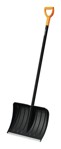 Fiskars Schneeräumer Solid - Leichtgewichtiger Aluminiumstiel, ergonomischer Griff und effiziente Aluminiumblattkante für müheloses Schneeschieben