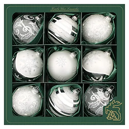 HGD Glaskugelsortiment - 9-tlg. Kristall/Silber/Satin-Silber - Weihnachtsbaumschmuck aus 9 handdekorierten, mundgeblasenen Glaskugeln in einzigartigen Designs. Ideal für festliche Dekoration und robust für jahrelangen Gebrauch.