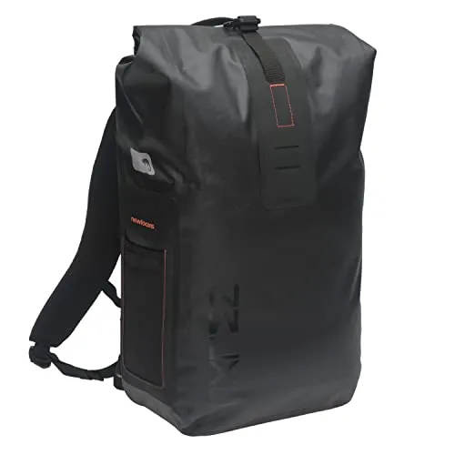New Looxs Varo Rucksack 22 Liter, Schwarz in schwarz von New Looxs