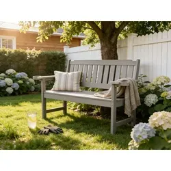 williamspace Allwetter-Gartenbank mit Getränkehaltern – wetterfest und pflegeleicht, hellgrau - Hochwertige Gartenbank aus strapazierfähigem High-Impact-Polystyrol mit integrierten Getränkehaltern. Ideal für entspannte Momente im Freien – pflegeleicht und robust für jeden Einsatz.