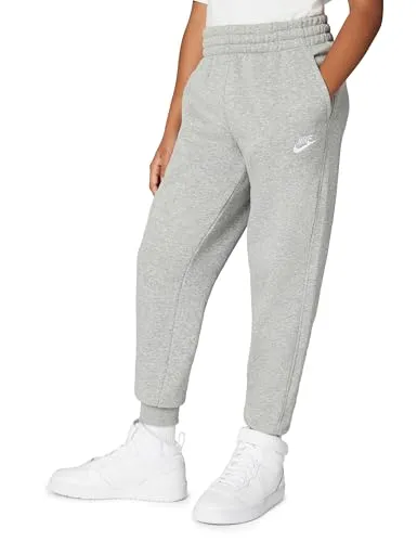 Nike K NSW Club FLC JGGR LBR Pants, DK Grey Heather - Trainingshose für Jungen mit Nike-Logo, bietet große Bewegungsfreiheit und hohen Tragekomfort beim Sport.