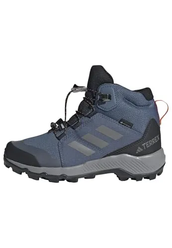 adidas Terrex Mid Gore-TEX Wanderschuhe für Kinder - Wanderschuhe mit GORE-TEX Membran für Wasserfestigkeit und atmungsaktiven Komfort, ideal für kleine Abenteurer. Leicht, robust und umweltfreundlich.