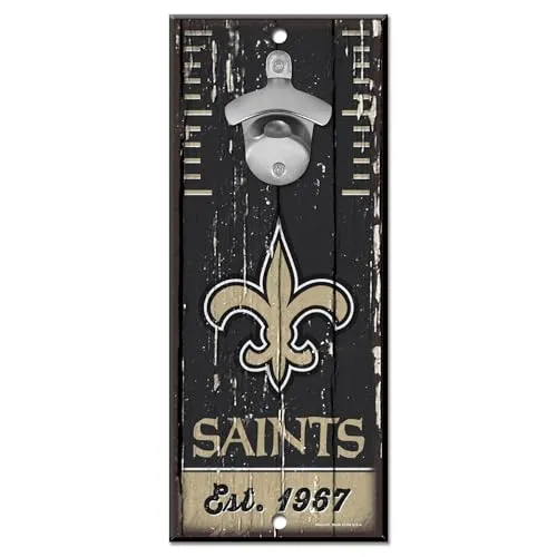 Wincraft New Orleans Saints NFL Schild mit Flaschenöffner - Flaschenöffner aus Holz mit NFL-Design, ideal für Fans der New Orleans Saints. Offiziell lizenziert und in den USA hergestellt.