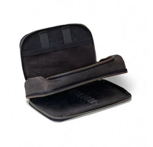 Jahn-Tasche Pencilbag XL 2 Fächer aus Leder Blau-Schwarz - Hochwertiges XL Federmäppchen aus echtem Büffelleder in Blau-Schwarz, mit 2 großzügigen Fächern für optimale Organisation und eine einzigartige Patina.