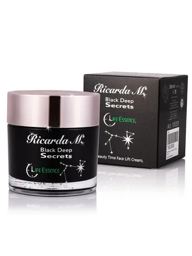 Ricarda M. Gesichtspflege - Anti-Aging Creme mit Lifting-Effekt - Hochwertige Gesichtscreme mit LIFEESSENCE-Komplex, speziell für reife Haut. Spendet intensive Feuchtigkeit und verbessert die Hautstruktur. Ideal für die tägliche Anwendung.
