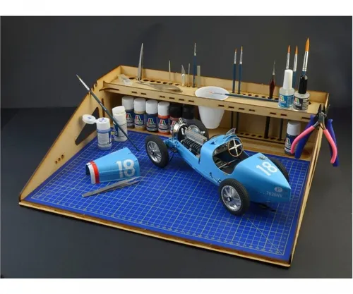 Italeri 50833 Modell-Workstation MDF DIN A3 von Italeri