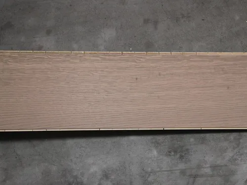 TILO Parkett Eiche Platingrau Landhausdiele 13mm - Hochwertige Eiche Landhausdiele mit natürlichem Finish, ideal für stilvolle Wohnräume. Die Klick-Verbindung ermöglicht eine einfache und schnelle Verlegung.