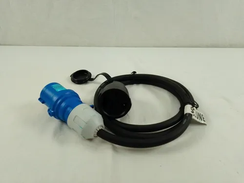 Schwabe CEE-Adapterleitung 3-polig auf Schutzkontakt-Kupplung 1,5 m