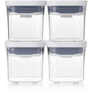 OXO Good Grips Pop Mini Vorratsdose, 4er Set - Praktisches 4er Set luftdichter Vorratsdosen aus BPA-freiem Kunststoff (0,2 Liter). Ideal für trockene Lebensmittel, platzsparend stapelbar und einfach zu bedienen dank POP-Öffnung.