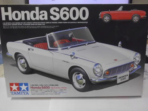 Tamiya 1:24 Honda S600 Modellauto - Detailgetreues Kunststoffmodell im Maßstab 1:24, ideal für Sammler und Modellbau-Enthusiasten.