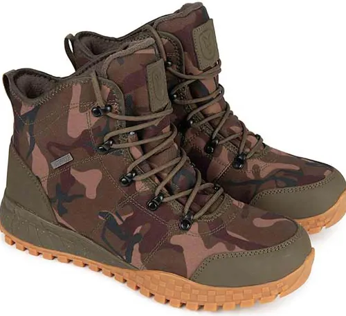 Fox Fishing Angelstiefel Boot V2 Khaki/Camo 43 - Stiefel für Herren, perfekt für unwegsames Gelände und nasse Bedingungen. Wasserdicht mit robustem Camouflage-Design, ideal für Outdoor-Abenteuer und lange Wanderungen.