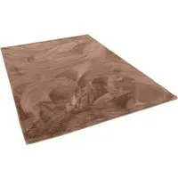 Pergamon Luxus Super Soft Fellteppich Plush Braun 60x90cm - Der edle Kunstfellteppich Plush aus hochwertigem Polyester bietet außergewöhnlichen Komfort und eine stilvolle Optik. Ideal für Wohnzimmer oder Schlafzimmer, verwandelt er jeden Raum in eine Wohlfühloase.
