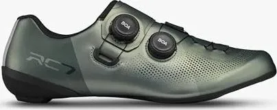 Shimano RC703 Rennradschuhe 43 - Stilvoll in Sage Green - Zubehör für Veloschuhe, mit atmungsaktivem Obermaterial und optimaler Kraftübertragung für Höchstleistungen beim Rennradfahren.