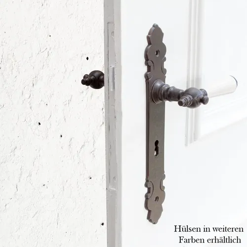 Drückergarnitur für Zimmertüren, Porzellangriff | BB72 | Eisen braun - Elegante Drückergarnitur aus robustem Eisen in brauner Farbe, ideal für den stilvollen Einsatz an Zimmertüren.
