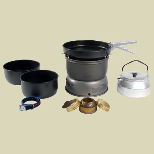 Trangia Sturmkocher groß UL AluHA komplett Nonstick 25-6HA 150256 - Campingkocher mit Nonstick-Beschichtung für müheloses Kochen und einfache Reinigung, ideal für Outdoor-Abenteuer.