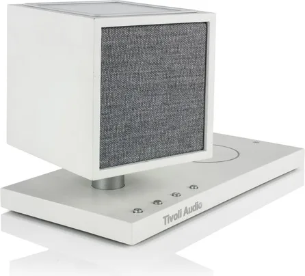 Tivoli Audio Revive Bluetooth-Lautsprecher - Weiss/Grau - Tragbarer Bluetooth-Lautsprecher mit schwenkbarem Kopf, Qi-Ladestation und dimmbarer LED-Lampe. Ideal für hochwertige Audioqualität und entspannte Atmosphäre.