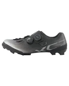Shimano XC702 black (L01) 43 - Hochwertige Fahrradschuhe - Fahrradschuhe für Mountainbiker und Rennradfahrer mit BOA L6-Drehverschluss für optimale Passform und Stabilität. Leicht und komfortabel dank innovativer Materialien.