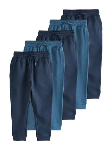 NEXT Jungen Slim Fit Jogginghose 5er Pack Marineblau 110 - Bequeme Jogginghosen im Slim Fit mit praktischem Bündchen und elastischem Bund. Ideal für aktive Jungs, inklusive funktioneller Taschen.