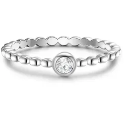 GLANZSTÜCKE MÜNCHEN Damen Ring 925/- Sterling Silber mit Zirkonia - Eleganter Solitär-Ring aus rhodiniertem Sterling Silber, ideal für Fashionistas. Mit filigraner Ringschiene und strahlendem Zirkonia – ein zeitloser Eyecatcher für jedes Outfit.