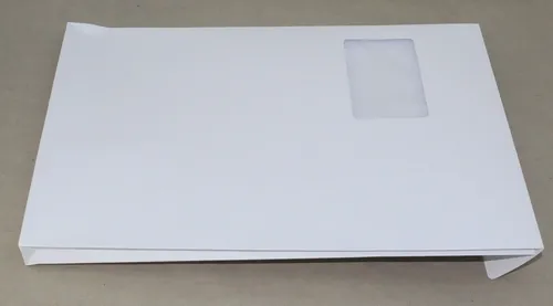 Versandtaschen mit Falte und Fenster C4 weiß haftklebend (MAILmedia 59200) 100