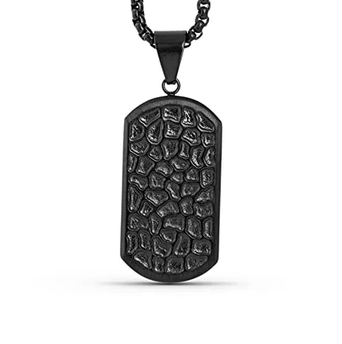 Akitsune Terra Anhänger mit 70cm Kette | Geometrische Edelstahl Halskette für Herren - Ketten für Herren: Hochwertiger Anhänger aus mattschwarzem Edelstahl in Damaszener Optik, ideal als kraftvolles Statement Piece für jeden Anlass. Nachhaltig und klimaneutral produziert.