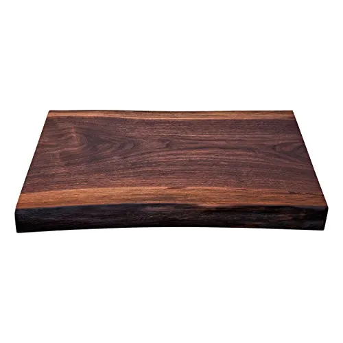 KAI Walnuss Schneidbrett - Limitiert auf 200 Stück pro Jahr - Exklusives Hackbrett aus Walnuss, mit individueller Maserung und großzügigen Abmessungen von ca. 58 x 35-40 x 5 cm. Ideal für professionelle Küchen und anspruchsvolle Hobbyköche.