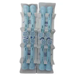 Oral-B iO Kids Aufsteckbürsten 6+, Disney Stitch, 8 Stück - Spezielle Aufsteckbürsten für Kinder ab 6 Jahren mit extra weichen Borsten. Farbwechselnde Borsten zeigen den optimalen Wechselzeitpunkt an. Ideal für die Oral-B iO Kids Zahnbürste.