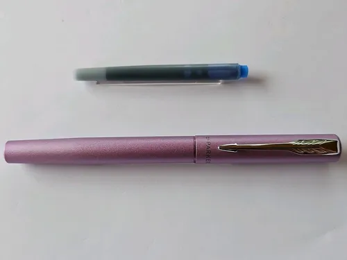 Parker Vector XL,  Füllfederhalter,  Feder M, Metallic Lilac, Lila, Neu