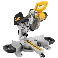 DEWALT Akku-Paneelsäge 18V 184 mm DCS365N-XJ - Kompakte Akku-Paneelsäge für präzises Arbeiten mit patentierter XPS-Schnittlinienanzeige. Ideal für Montagearbeiten und bietet bis zu 200 Schnitte mit einer 5,0 Ah Batterie.