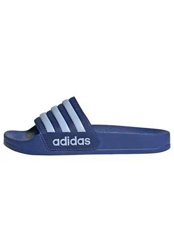 adidas Unisex Kinder ADILETTE SHOWER SLIDES - Royal Blue/Glow Blue, 33 EU - Bequeme Kinder-Badesandalen mit weichem Cloudfoam Fußbett und schneller Trocknung. Ideal für den Einsatz am Pool oder Strand.