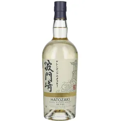 Hatozaki Japanese Blended Whisky 40% Vol. 0,7l - Exklusiver Whisky aus der Kaikyo Distillery, perfekt ausbalanciert mit floralen Noten und einem Hauch von Eichenwürze. Ideal für puren Genuss oder elegante Cocktails.