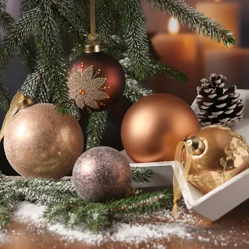 MARELIDA Weihnachtsbaumkugel Set - 12 Stück in Braun und Karamell - Weihnachtskugeln - 12er Set aus Glas in 3 Größen, glänzend, matt und glitzernd. Perfekt für festliche Dekorationen am Baum, in Fenstern oder Adventssträußen.