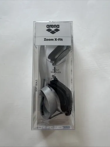 Arena Zoom X-Fit Unisex-Schwimmbrille für Erwachsene - Schwimmbrillen: Bequeme Brille mit großen UV-geschützten Gläsern, Antibeschlag-Behandlung und verstellbarem Nasensteg für optimalen Komfort beim Hobbyschwimmen.