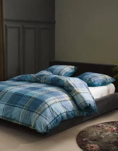 Essenza Flanell Bettwäsche Beau Blue 135 x 200 + 80 x 80 cm in blau von Essenza