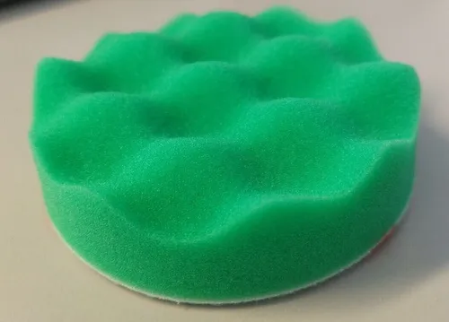 Produktbild 3M Polierschwamm Pad hart gewaffelt Klett grün 75 mm 50499 Perfect-it III