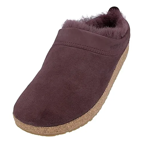 HAFLINGER Lammfellclog Snowbird Filzpantoffel - Lila (Aubergine 5), Gr 39 - Hausschuhe aus Lammfell, bequem und temperaturregulierend für warme Füße und optimale Fußgesundheit.