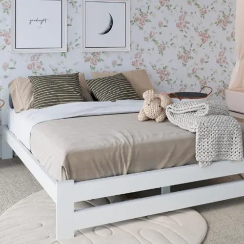 Home Collective Holzbett mit Lattenrost - Modernes Kiefer Massivholzbett (140x200 cm) - Skandi Boho Landhaus Bettgestell aus weißem Kiefer Massivholz, inklusive Lattenrost für optimalen Schlafkomfort und einfache Selbstmontage.