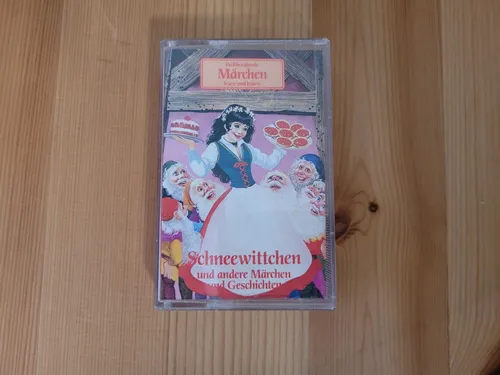 Schneewittchen und andere Märchen der Brüder Grimm (Klassiker MinaLima) - Hörbücher mit liebevoll gestalteten Märchen, die die zeitlose Magie der Brüder Grimm zum Leben erwecken.