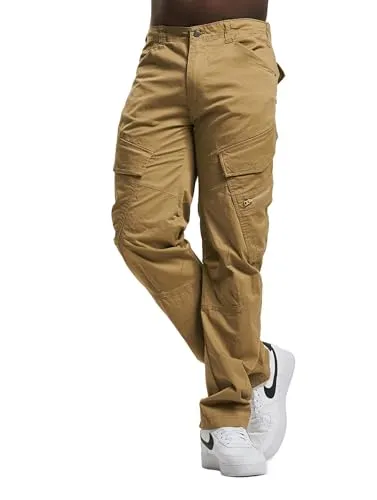 Brandit Adven Slim Fit Pants - Camel, Größe M - Wanderhosen mit bequemer Passform dank Elasthan-Anteil, ideal für aktive Abenteuer. Ausgestattet mit mehreren praktischen Taschen und verstärktem Gesäß für optimalen Komfort.