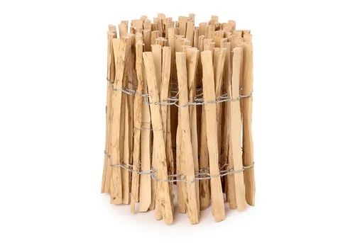 Garronda Zaun Staketenzaun 50cm x 5m aus Holz - Zaunelemente – Robuster Haselnussholz-Staketenzaun für stilvolle Gartenabgrenzung, einfach zu installieren und ideal für Blumenbeete oder Kletterpflanzen.