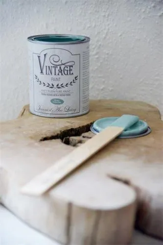 Vintage Paint Kreidefarbe Dusty Turquoise 700ml - Hochwertige Kreidefarbe mit mattierter Oberfläche, ideal für Möbel und Wände. Wasserbasiert, geruchlos und schnell trocknend – perfekt für kreative Projekte im Innen- und Außenbereich.