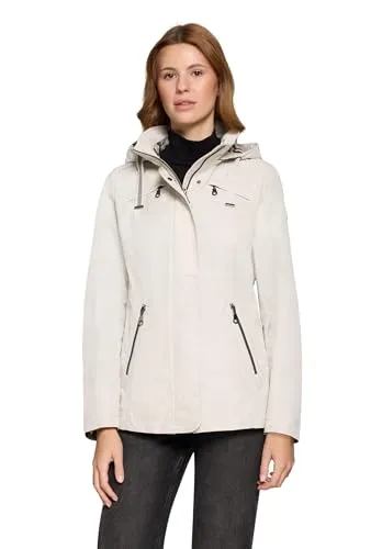 Gil Bret Sommerjacke Damen - Sportlich geschnittene Jacke von Gil Bret für moderne Freizeit-Outfits. Mit verstellbarem Stehkragen und Kapuze bietet sie optimalen Schutz. Reißverschlusstaschen sorgen für sicheren Stauraum und das cleane Design macht sie zum stilvollen Begleiter.
