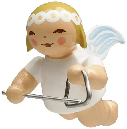 Wendt & Kühn Schwebeengel klein mit Triangel - Nussknacker, handgefertigte und handbemalte Figur aus dem Erzgebirge, ideal als Geschenk und ein echter Blickfang für Sammler.