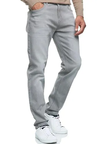 Indicode Regular-fit-Jeans INSantino - Hochwertige Jeans für Herren mit klassischer 5-Pocket-Optik, optimaler Bewegungsfreiheit und perfekter Passform dank Baumwollmischung mit Stretchanteil.