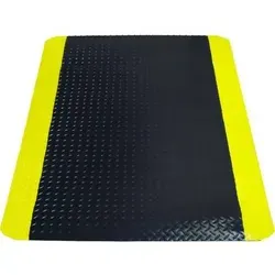 Arbeitsplatzmatte Yoga Deck Ultra 60x90cm schwarz/gelb - Dämmstoffe für ergonomisches Arbeiten, rutschfest mit R10-Zertifizierung und lärmdämmend, ideal für sichere Arbeitsplätze in Lager und Produktion.