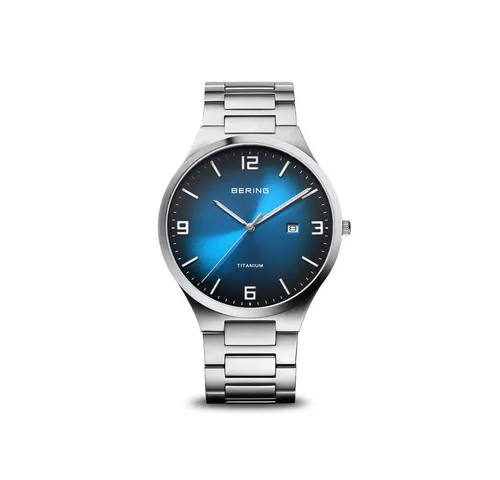 BERING Herren Uhr Titan 15240-777 - Armbanduhren für Herren - Ultraleichte Titan-Uhr mit kratzfestem Saphirglas und 5 ATM Wasserdichtigkeit, ideal für den täglichen Gebrauch.