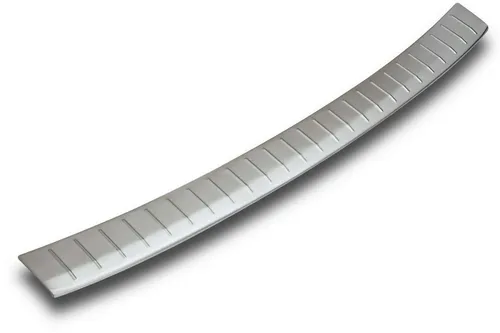 RECAMBO Ladekantenschutz für VW Touareg II (2010-2018) - Abdeckblenden für perfekten Schutz der Ladefläche, aus hochwertigem V2A Edelstahl mit 3D-Passform für nahtlose Integration und edle Optik.