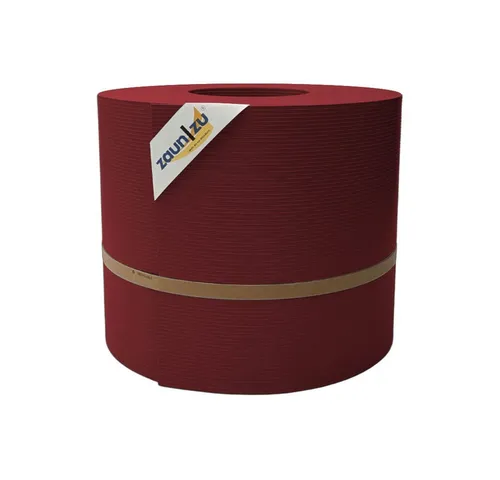 zaunzu Sichtschutzstreifen Rille Maxi Rolle für Doppelstabmatten - 50m Bordeauxrot, 24cm hoch - Zaunzu® RILLE MAXI Sichtschutzstreifen für breitere Stabmattenzäune – 50m x 24cm. Schaffe Privatsphäre mit modernem Design und einfacher Montage. Witterungsbeständig und langlebig, ideal für deinen individuellen Zaunlook!