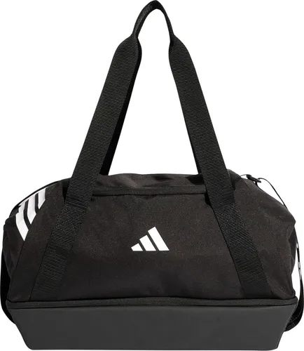 Adidas Tiro BC Dufflebag S - Sporttasche mit Bodenfach - Die Adidas Tiro BC Dufflebag S ist eine praktische Sporttasche mit separatem Bodenfach für saubere und schmutzige Kleidung. Mit verstellbarem Schultergurt und robustem Material ist sie perfekt für Sport und Freizeit.